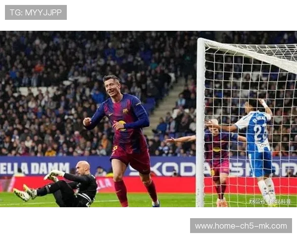 莱万被迫减少进球？巴萨财务压力逼出奇葩操作