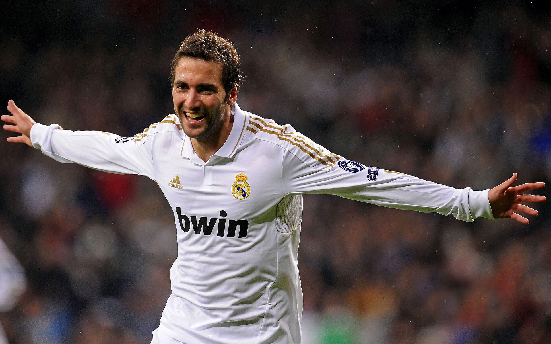 压迫体系主导上半场攻势，什么叫压迫